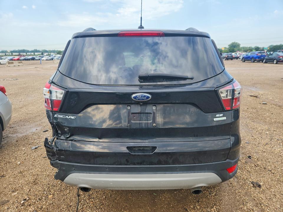 2017 Ford Escape მანქანა იყიდება აუქციონზე, vin: 1FMCU0GD2HUC22596, აუქციონის ნომერი: 66811926
