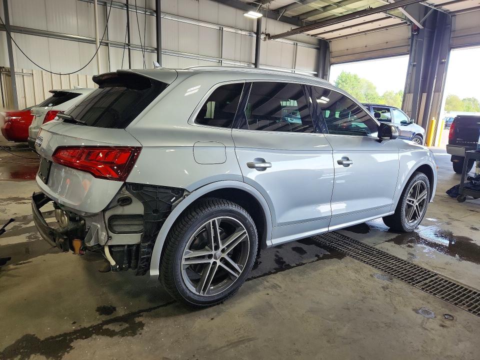 65672406 :رقم المزاد ، WA1B4AFY3L2093325 vin ، 2020 Audi Sq5 مزاد بيع