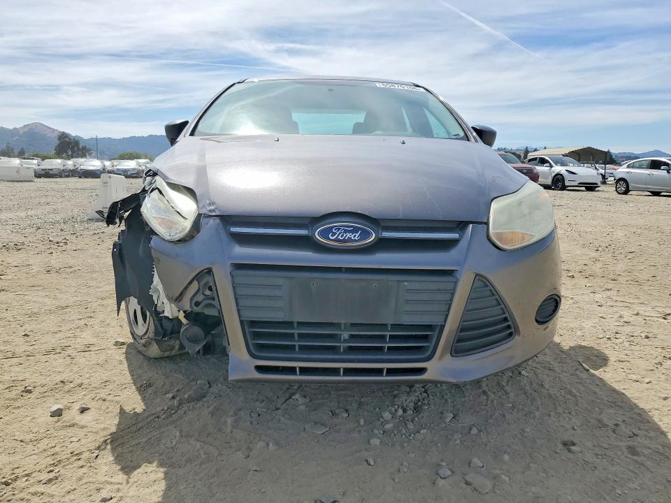 65870106 :رقم المزاد ، 1FADP3E27EL287342 vin ، 2014 Ford Focus مزاد بيع