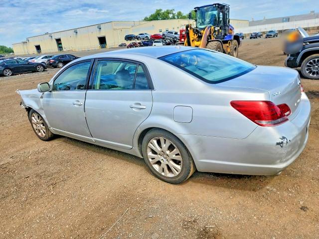 63536956 :رقم المزاد ، 4T1BK36B69U342812 vin ، 2009 Toyota Avalon مزاد بيع