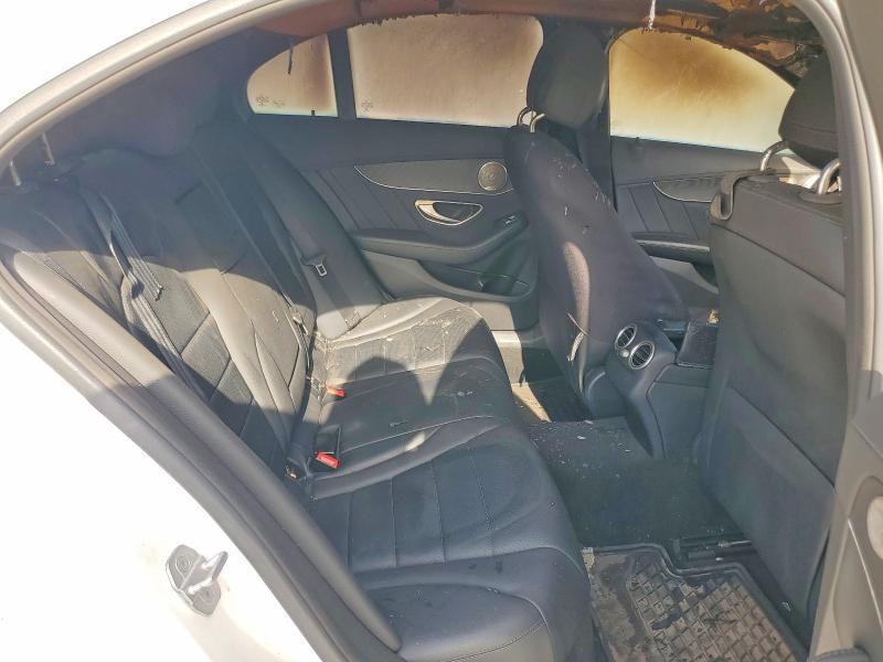 2015 Mercedes-benz C მანქანა იყიდება აუქციონზე, vin: 55SWF4JB7FU089638, აუქციონის ნომერი: 66128446