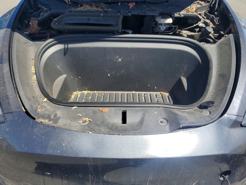63251146 :رقم المزاد ، 5YJYGDEE6MF216355 vin ، 2021 Tesla Model Y مزاد بيع