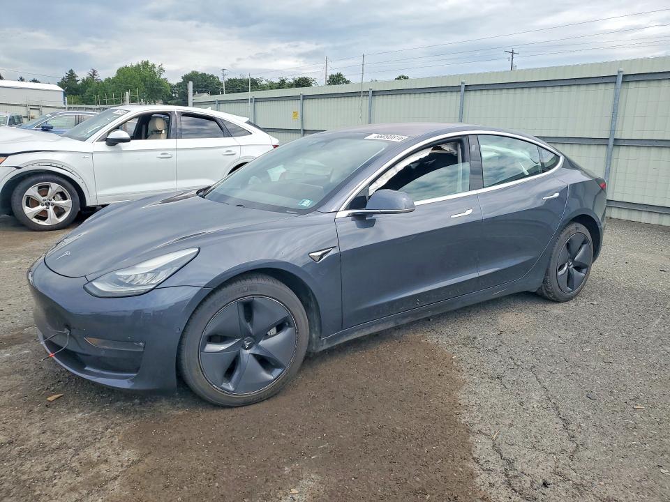 Продажа на аукционе авто 2018 Tesla Model 3, vin: 5YJ3E1EB3JF087099, номер лота: 66990816