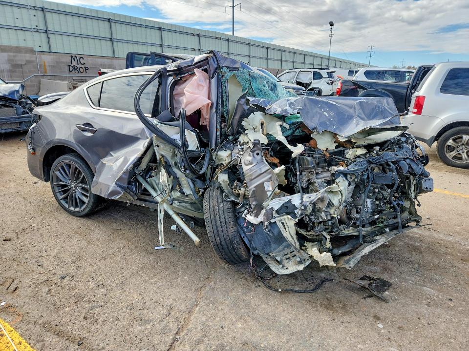 64678446 :رقم المزاد ، 19UDE2F81KA003743 vin ، 2019 Acura Ilx مزاد بيع