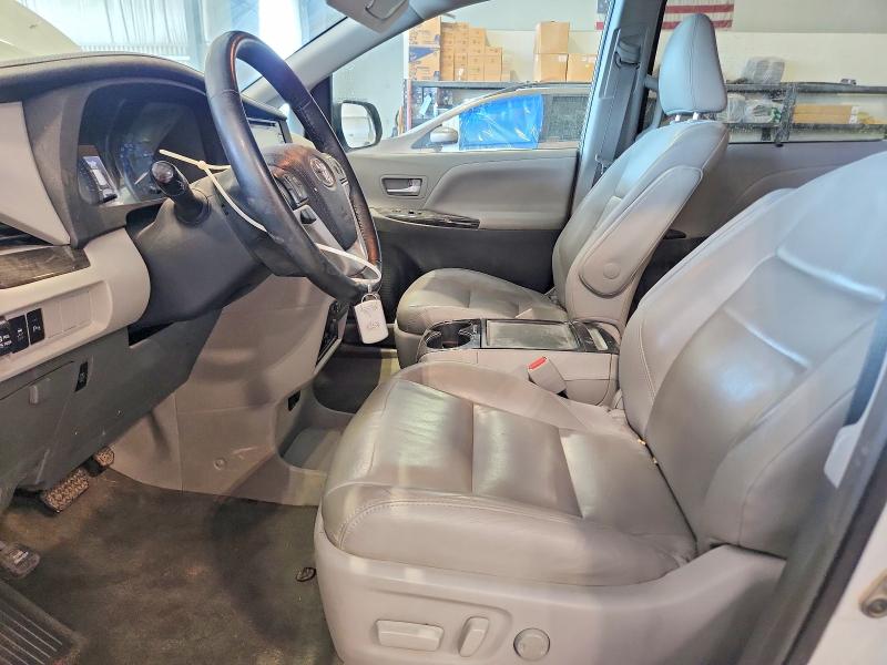 2018 Toyota Sienna მანქანა იყიდება აუქციონზე, vin: 5TDDZ3DC0JS196789, აუქციონის ნომერი: 64243846