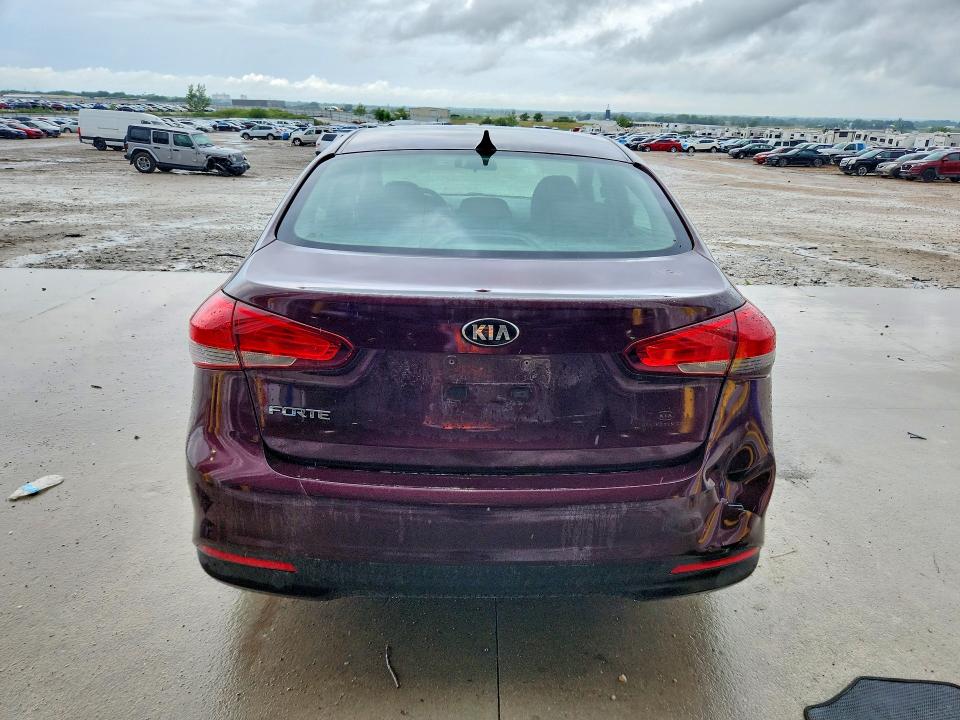 2017 Kia Forte მანქანა იყიდება აუქციონზე, vin: 3KPFK4A71HE109500, აუქციონის ნომერი: 65338966