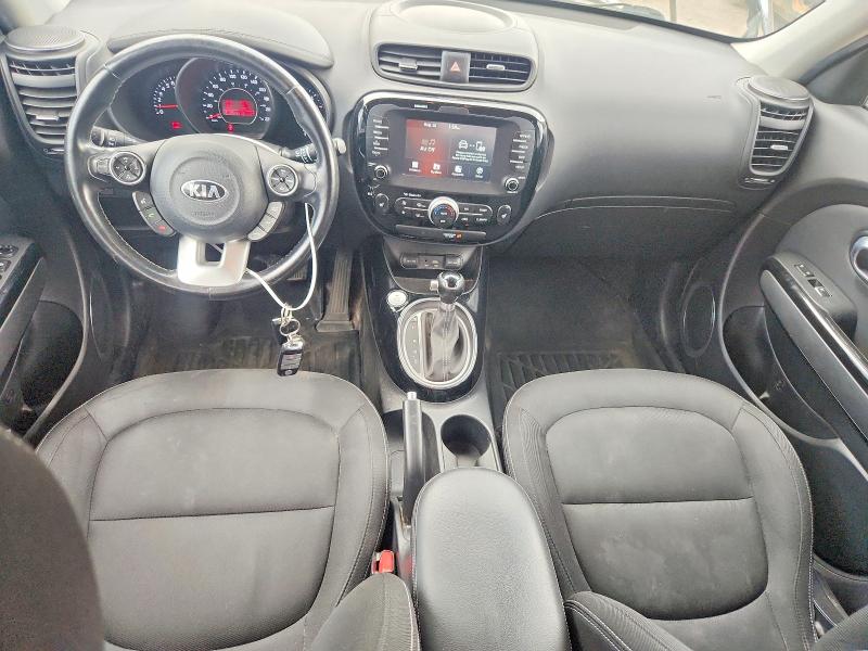 2017 Kia Soul მანქანა იყიდება აუქციონზე, vin: KNDJP3A53H7440194, აუქციონის ნომერი: 64913776