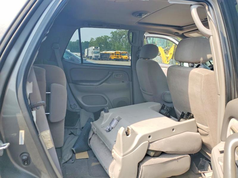 2003 Toyota Sequoia მანქანა იყიდება აუქციონზე, vin: 5TDBT44A23S164104, აუქციონის ნომერი: 64214566