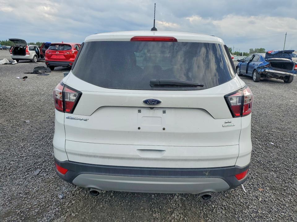 2017 Ford Escape მანქანა იყიდება აუქციონზე, vin: 1FMCU0GD6HUD88944, აუქციონის ნომერი: 66888066