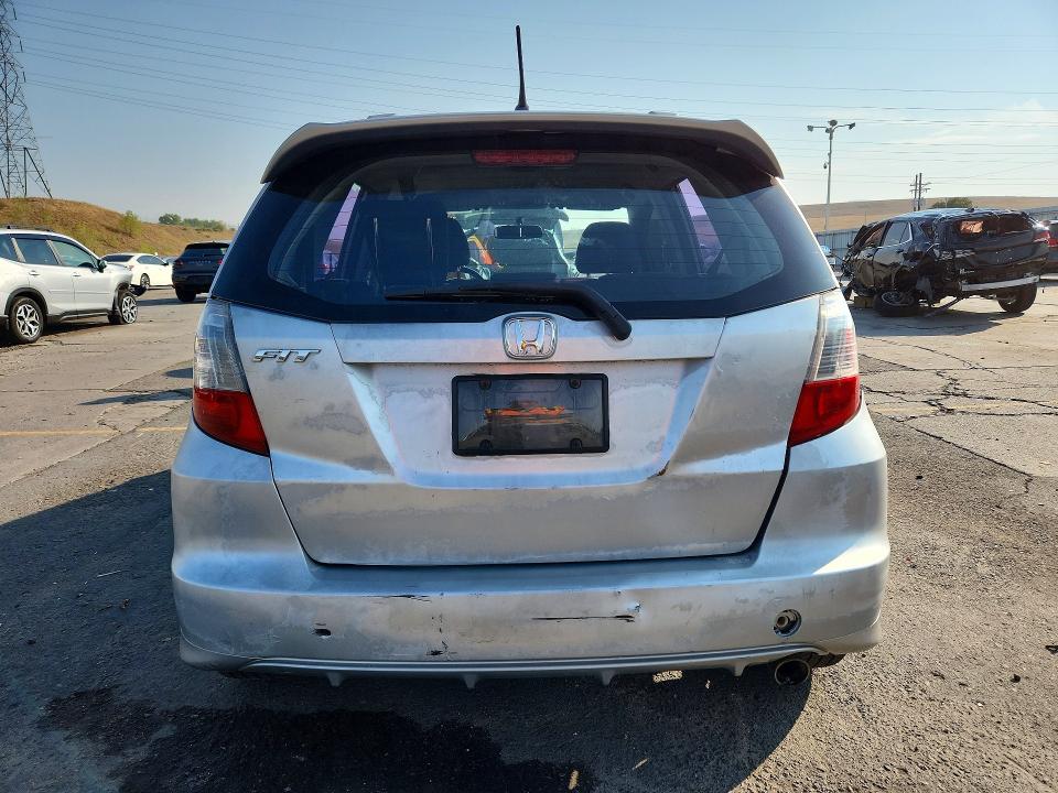 64035926 :رقم المزاد ، JHMGE8H68BC006636 vin ، 2011 Honda Fit مزاد بيع