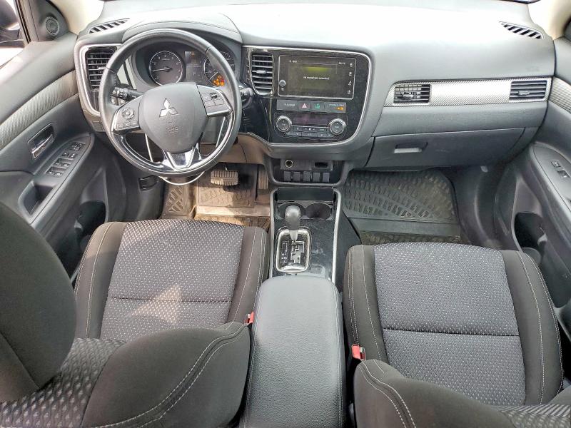Продажа на аукционе авто 2017 Mitsubishi Outlander, vin: JA4AZ3A3XHZ042813, номер лота: 65806566