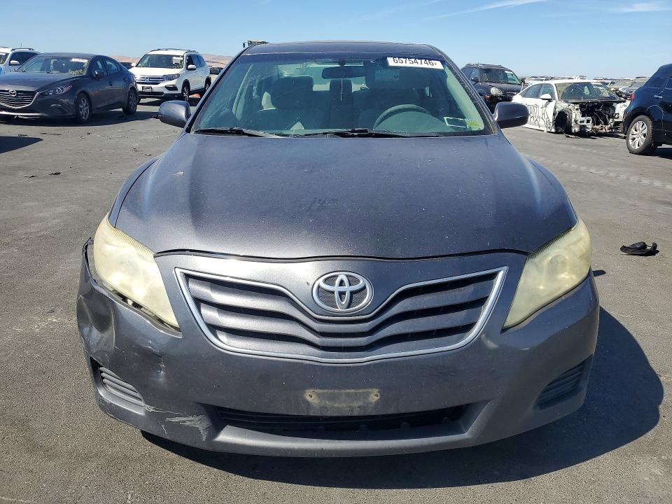 65754746 :رقم المزاد ، 4T1BF3EK2BU203644 vin ، 2011 Toyota Camry مزاد بيع