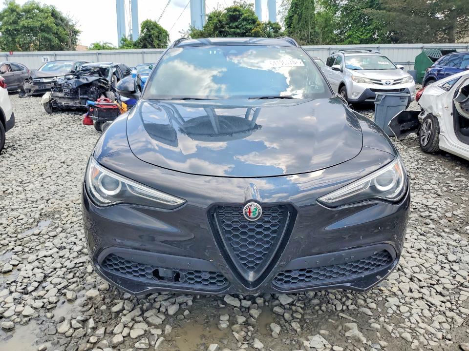 Продаж на аукціоні авто 2022 Alfa Romeo Stelvio, vin: ZASPAKAN9N7D30629, номер лоту: 64136176