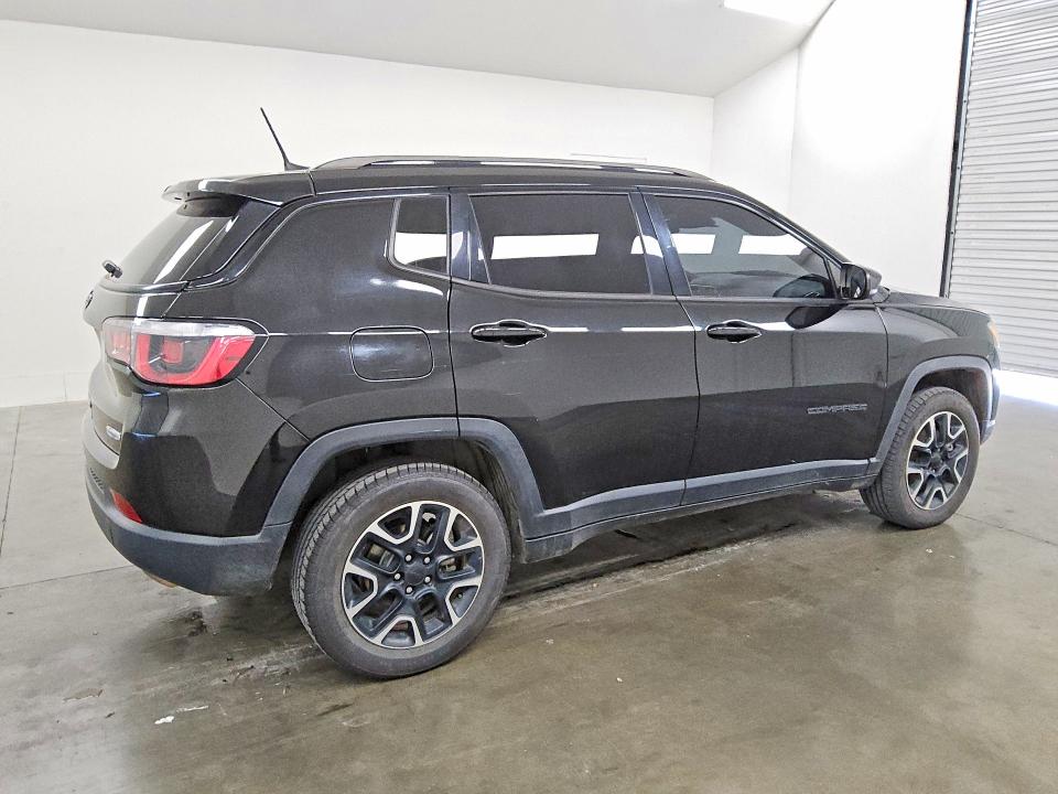 2020 Jeep Compass მანქანა იყიდება აუქციონზე, vin: 3C4NJDAB3LT197327, აუქციონის ნომერი: 66357176