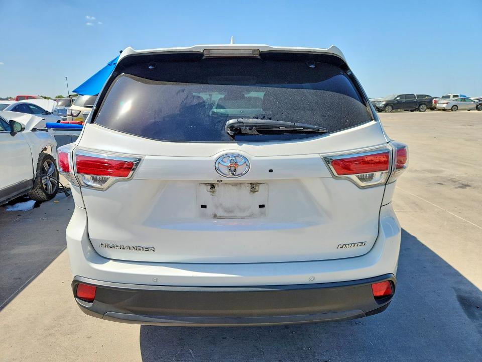 65471556 :رقم المزاد ، 5TDYKRFH6FS065746 vin ، 2015 Toyota Highlander مزاد بيع