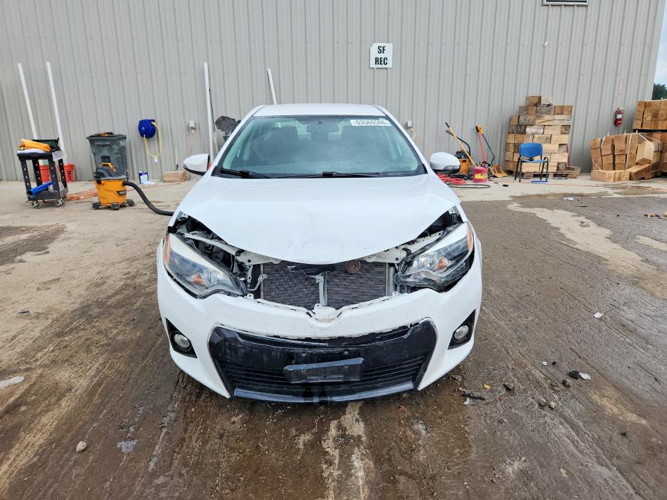 63560506 :رقم المزاد ، 2T1BURHEXFC248059 vin ، 2015 Toyota Corolla مزاد بيع