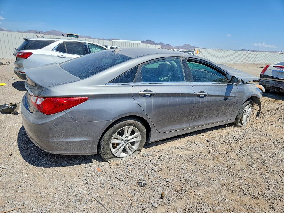 60264616 :رقم المزاد ، 5NPEB4AC7DH772021 vin ، 2013 Hyundai Sonata مزاد بيع
