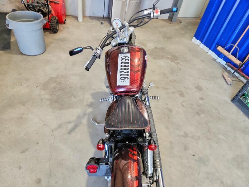 65888206 :رقم المزاد ، 1HFSC43201A100217 vin ، 2001 Honda Vt1100 مزاد بيع