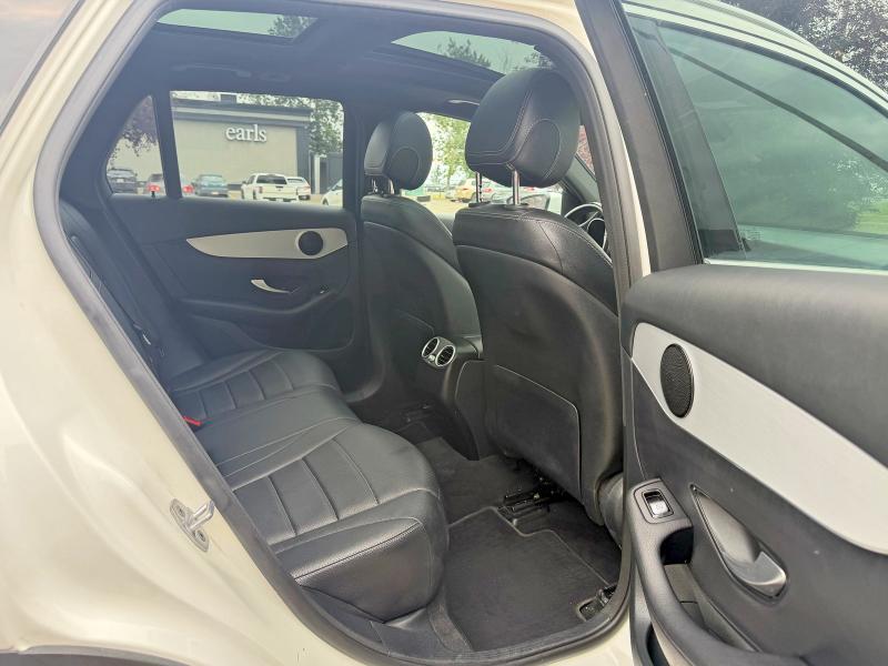 Продаж на аукціоні авто 2022 Mercedes-benz Glc, vin: W1N0G8EB3NV376098, номер лоту: 64492206