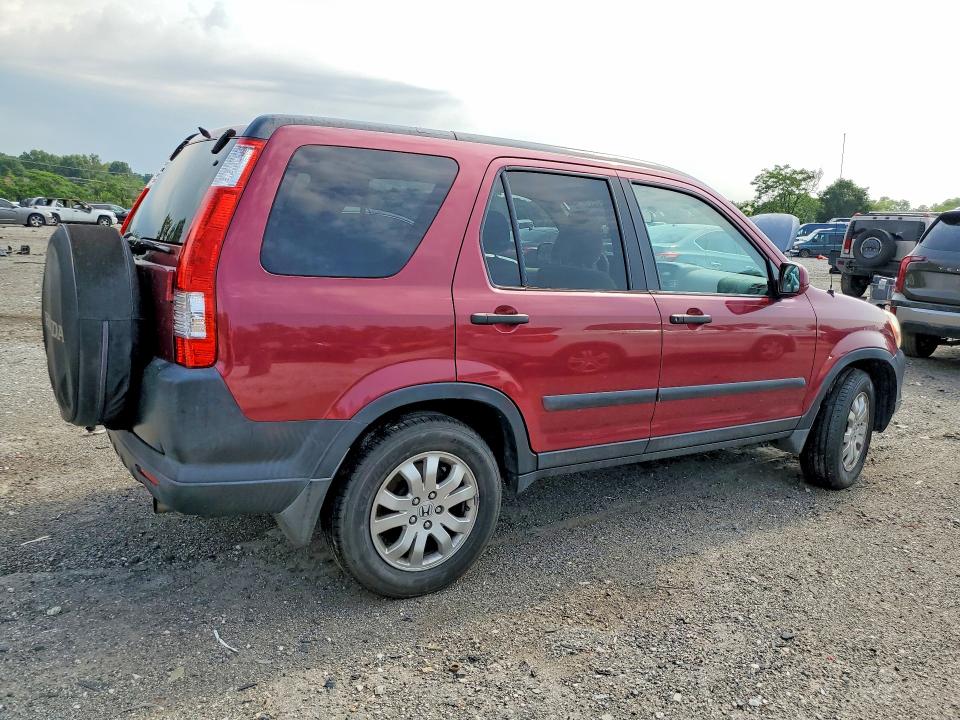 63583676 :رقم المزاد ، SHSRD78845U329297 vin ، 2005 Honda Cr-v مزاد بيع