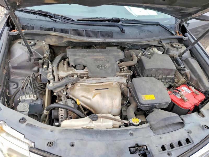 63618676 :رقم المزاد ، 4T1BF1FK9CU581917 vin ، 2012 Toyota Camry مزاد بيع