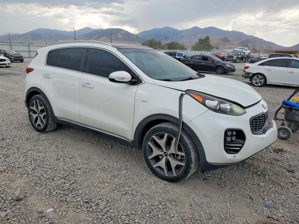 Продаж на аукціоні авто 2017 Kia Sportage, vin: KNDPRCA60H7255467, номер лоту: 64696326
