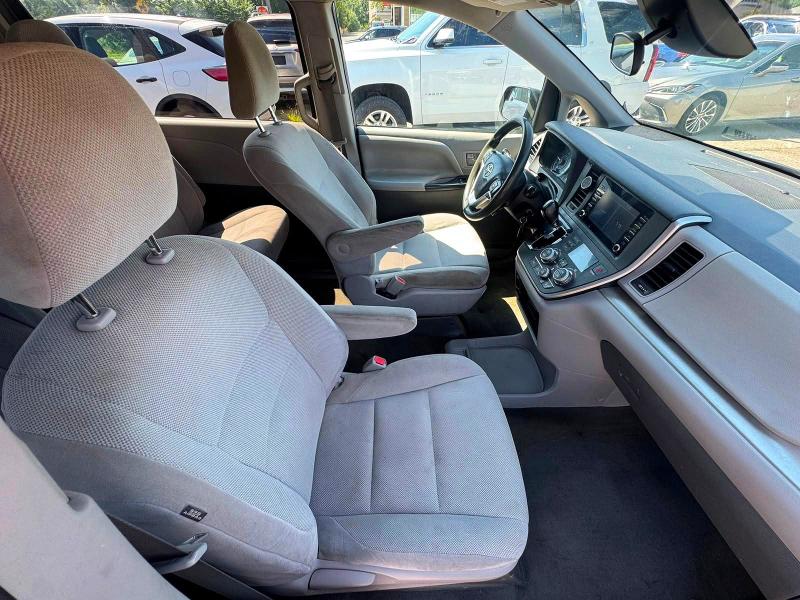 65152096 :رقم المزاد ، 5TDZZ3DCXLS083327 vin ، 2020 Toyota Sienna مزاد بيع