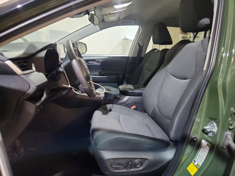 64611456 :رقم المزاد ، 2T3UWRFV1RW220621 vin ، 2024 Toyota Rav4 مزاد بيع