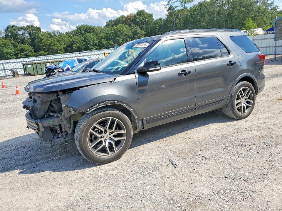 63193626 :رقم المزاد ، 1FM5K8GT3JGA28765 vin ، 2018 Ford Explorer مزاد بيع