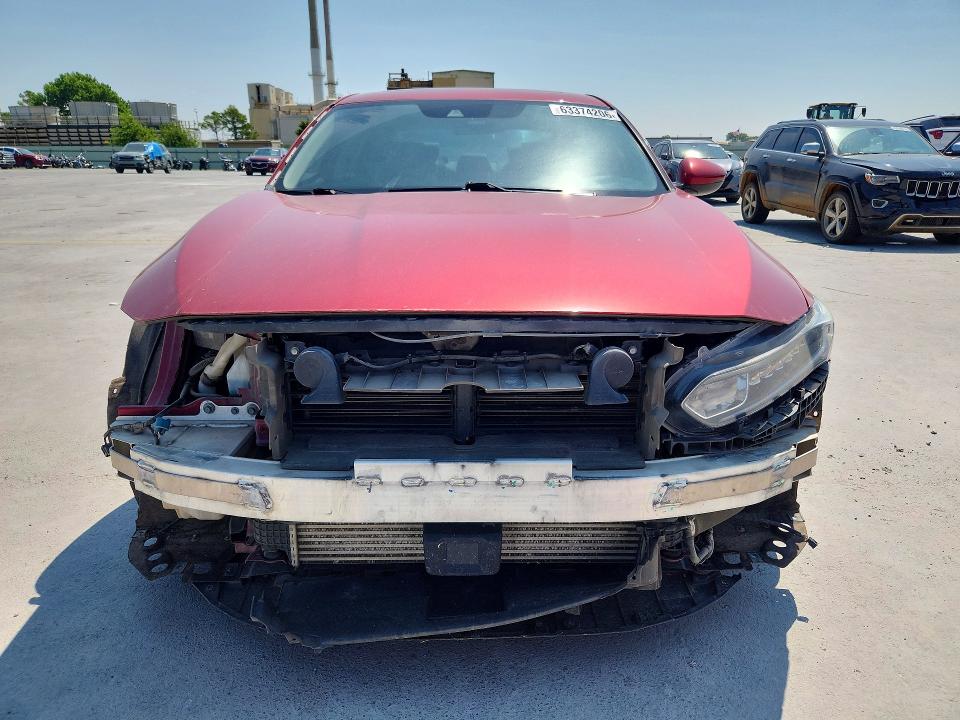 63374206 :رقم المزاد ، 1HGCV1F56JA109955 vin ، 2018 Honda Accord مزاد بيع