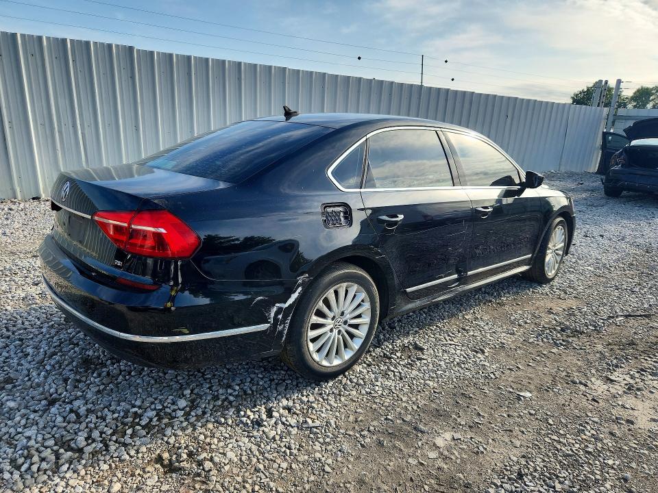 65883246 :رقم المزاد ، 1VWBT7A36GC010121 vin ، 2016 Volkswagen Passat مزاد بيع