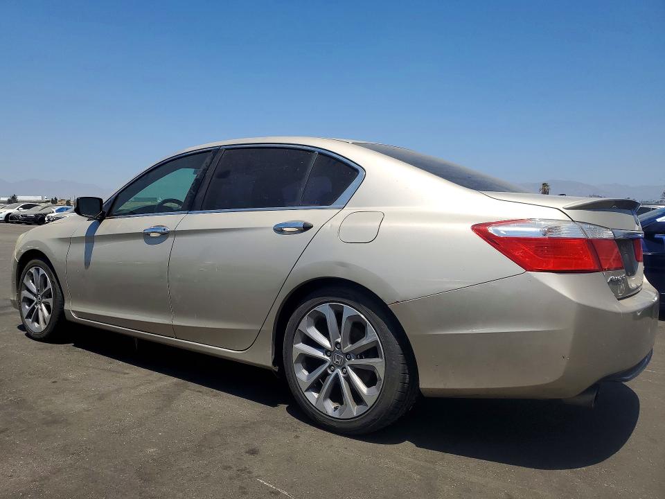 Продаж на аукціоні авто 2013 Honda Accord, vin: 1HGCR2F5XDA085707, номер лоту: 63931256