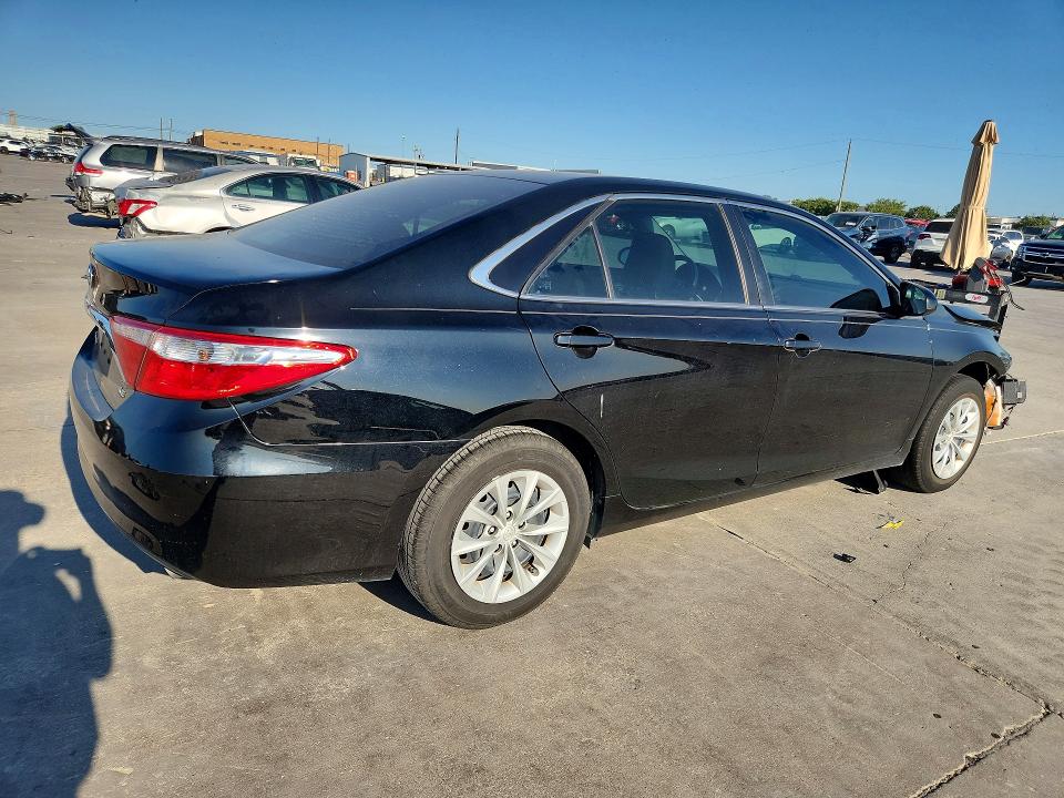 2016 Toyota Camry მანქანა იყიდება აუქციონზე, vin: 4T4BF1FK7GR517497, აუქციონის ნომერი: 64451526
