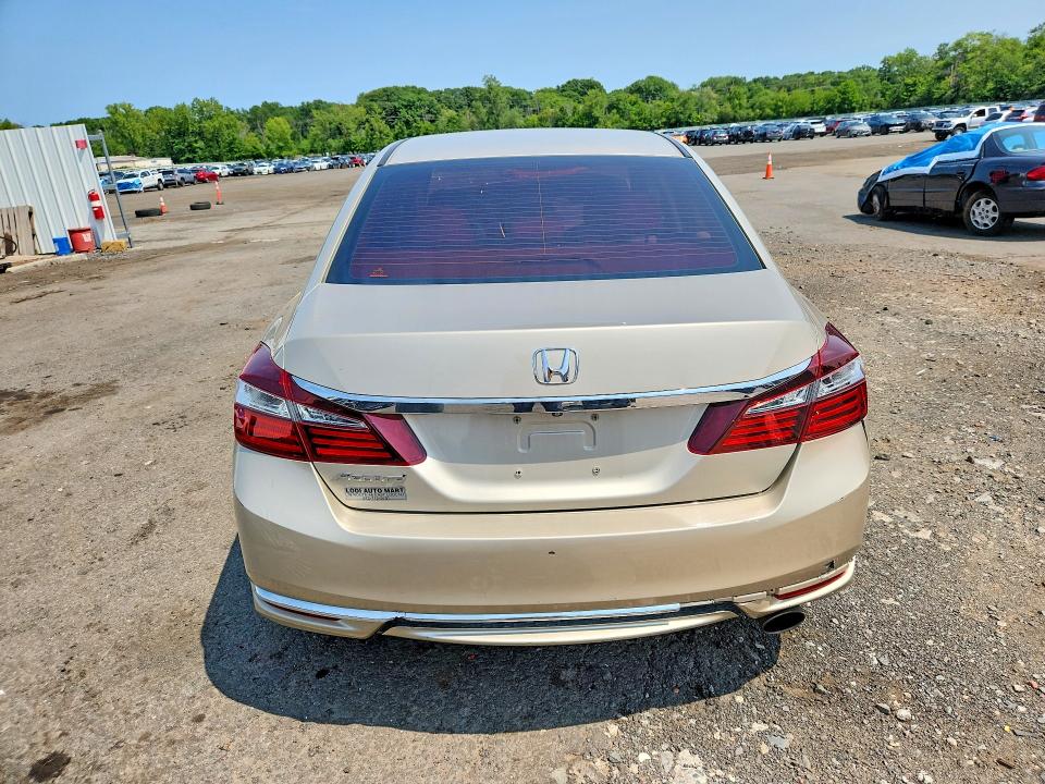 2017 Honda Accord მანქანა იყიდება აუქციონზე, vin: 1HGCR2F33HA115067, აუქციონის ნომერი: 64429716
