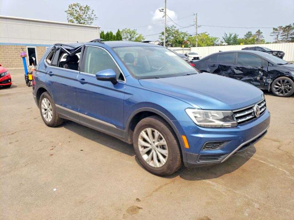 2018 Volkswagen Tiguan მანქანა იყიდება აუქციონზე, vin: 3VV3B7AX7JM105369, აუქციონის ნომერი: 64402796