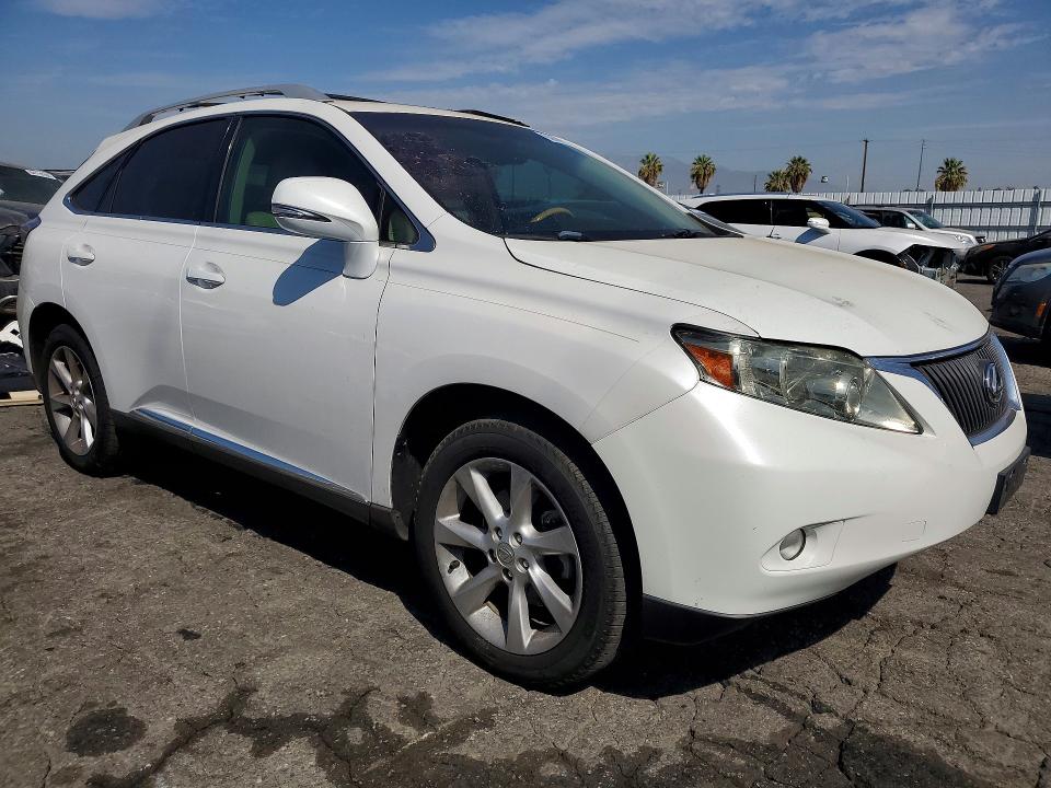 63601696 :رقم المزاد ، 2T2ZK1BA0BC063987 vin ، 2011 Lexus Rx مزاد بيع