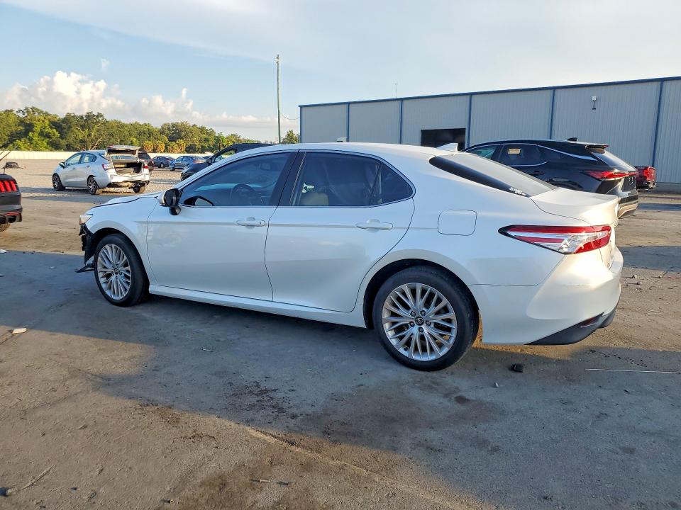 2019 Toyota Camry მანქანა იყიდება აუქციონზე, vin: 4T1B11HKXKU708796, აუქციონის ნომერი: 66426316