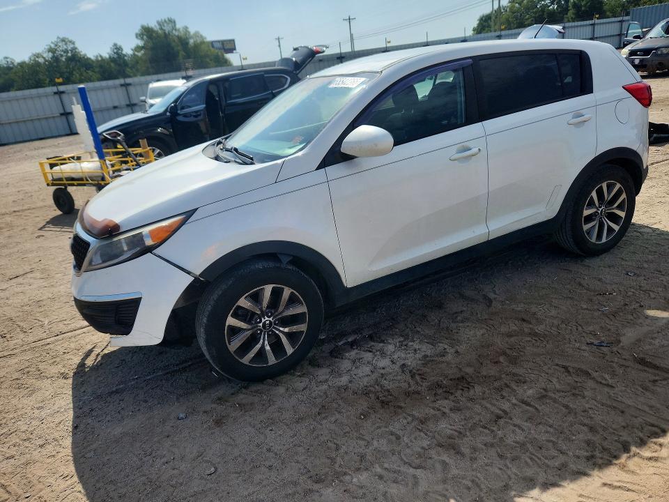 65542366 :رقم المزاد ، KNDPB3AC9F7758762 vin ، 2015 Kia Sportage مزاد بيع