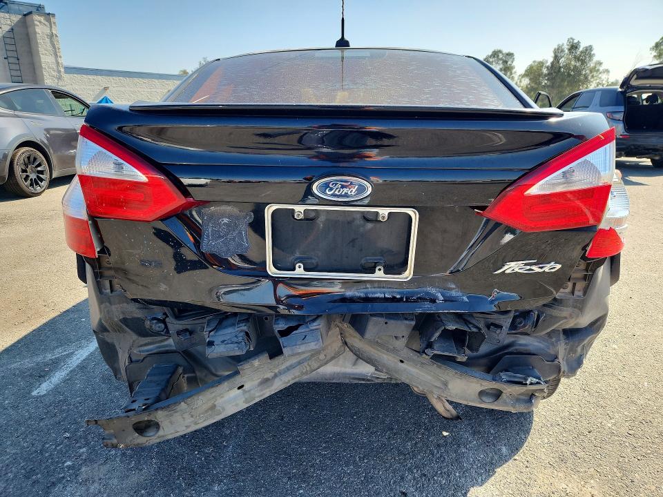 65026156 :رقم المزاد ، 3FADP4BJ6GM121056 vin ، 2016 Ford Fiesta مزاد بيع