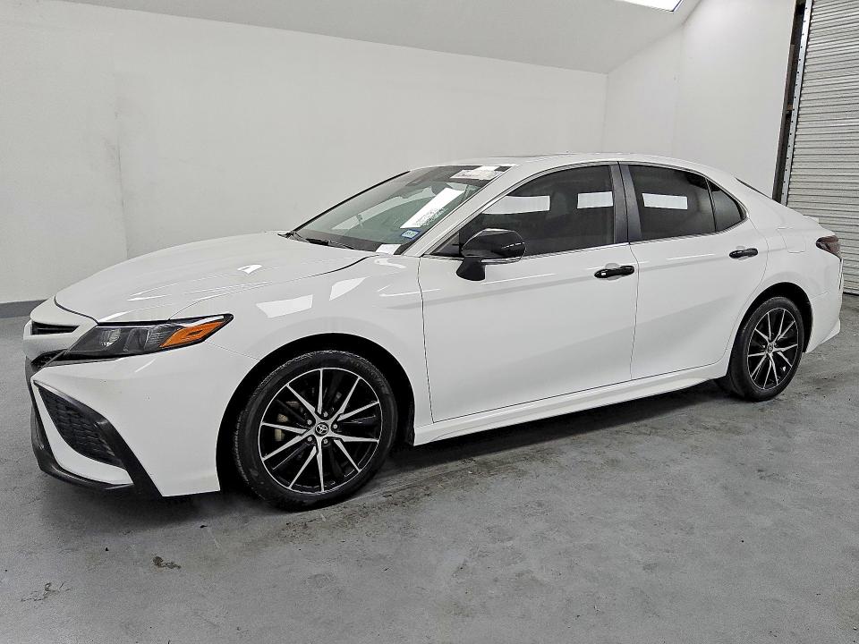 Продаж на аукціоні авто 2024 Toyota Camry, vin: 4T1T11AK6RU890330, номер лоту: 64959876