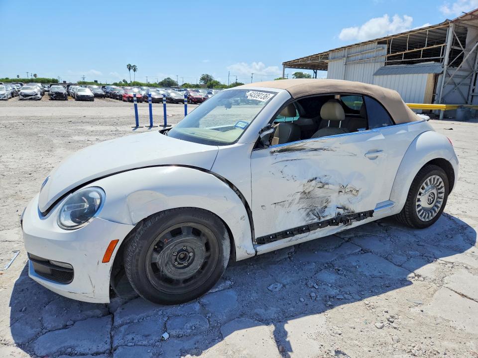 64339136 :رقم المزاد ، 3VW5X7AT7DM828419 vin ، 2013 Volkswagen Beetle مزاد بيع