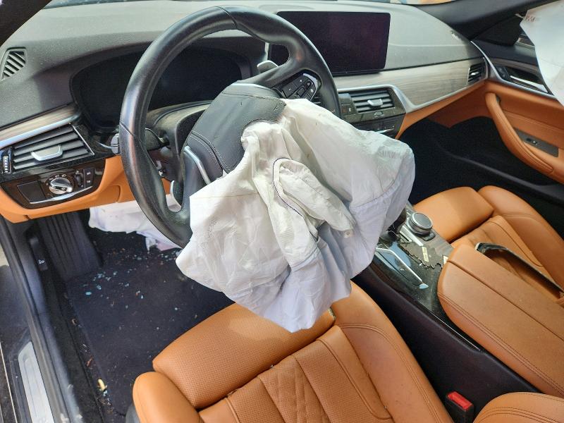 65080426 :رقم المزاد ، WBA13BJ02MCG07558 vin ، 2021 Bmw 530 مزاد بيع