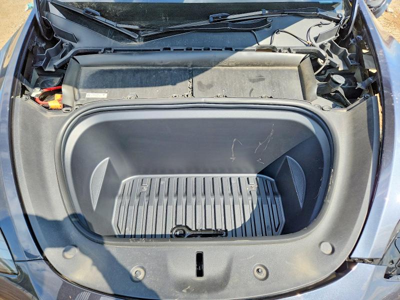 2024 Tesla Model Y მანქანა იყიდება აუქციონზე, vin: 7SAYGDEE3RA249675, აუქციონის ნომერი: 63679376