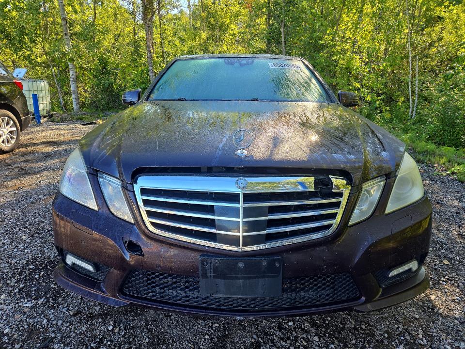 65820566 :رقم المزاد ، WDDHF8HB6AA086163 vin ، 2010 Mercedes-benz E مزاد بيع
