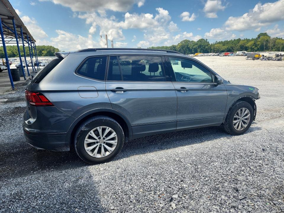 Продаж на аукціоні авто 2018 Volkswagen Tiguan, vin: 3VV1B7AX3JM033481, номер лоту: 65664306