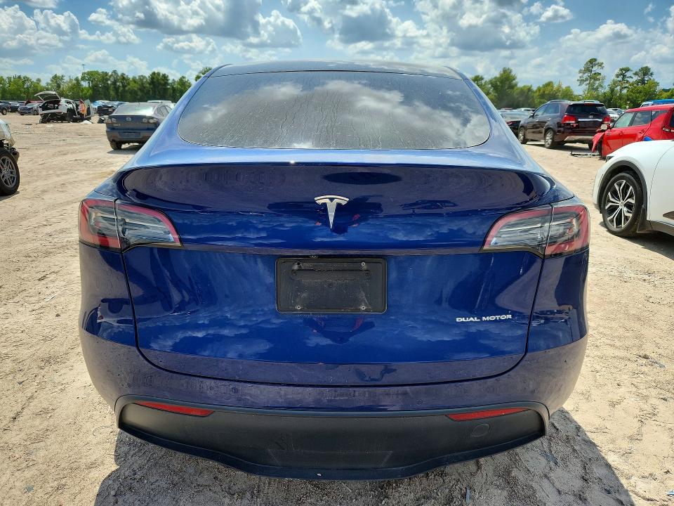 2022 Tesla Model Y მანქანა იყიდება აუქციონზე, vin: 7SAYGDEE6NA002497, აუქციონის ნომერი: 63688986