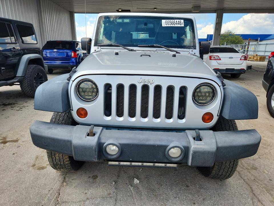 66566446 :رقم المزاد ، 1J4BA6H18AL133962 vin ، 2010 Jeep Wrangler Unlimited مزاد بيع