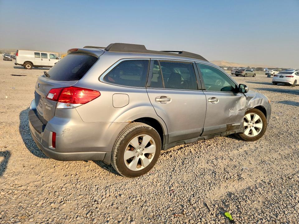 63542426 :رقم المزاد ، 4S4BRBGC0A3365977 vin ، 2010 Subaru Outback مزاد بيع
