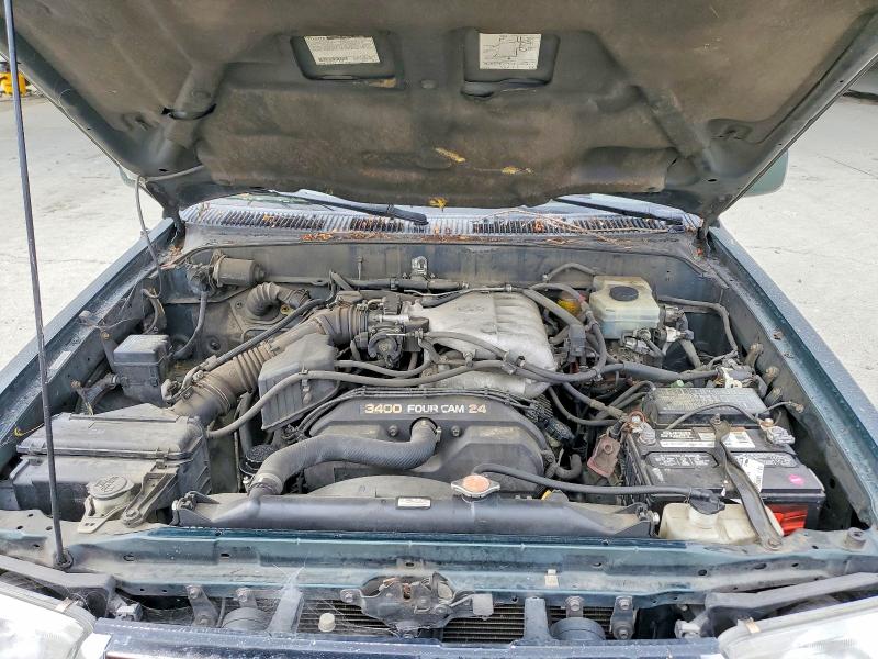 2001 Toyota 4runner მანქანა იყიდება აუქციონზე, vin: JT3GN86R810199745, აუქციონის ნომერი: 64854136