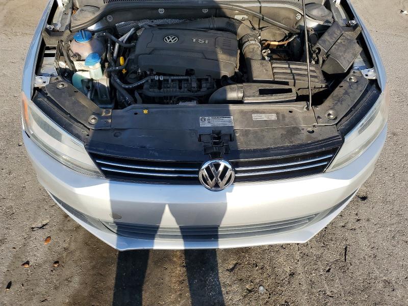 65405116 :رقم المزاد ، 3VWD07AJ9EM239775 vin ، 2014 Volkswagen Jetta مزاد بيع